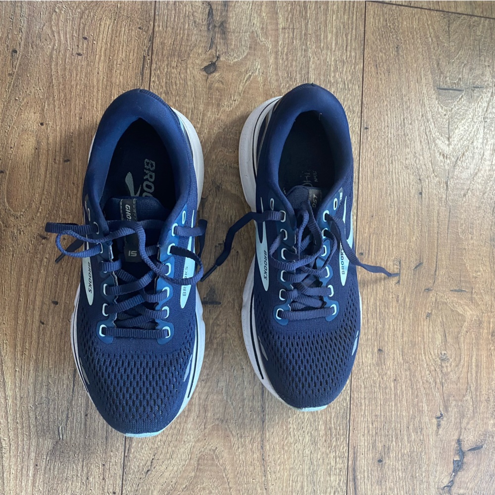 Brooks Women's Ghost 15 running shoes in the Peacoat/Pearl/Salt Air Size 6 - Picture 2 of 5